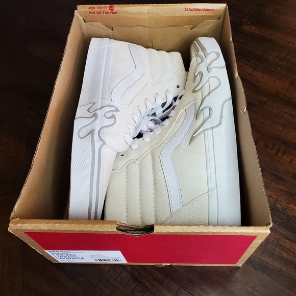 Vans Sk8-Hi Flame Suede White Men Size 9, Women Size 10.5 - Picture 7 of 8